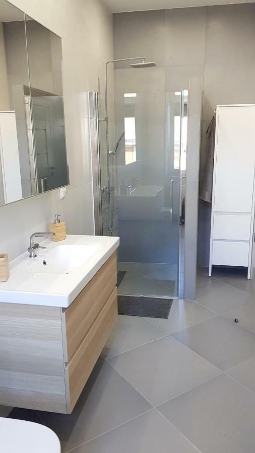 Apartament Paderewskiego 12M2 سفينويتشي المظهر الخارجي الصورة