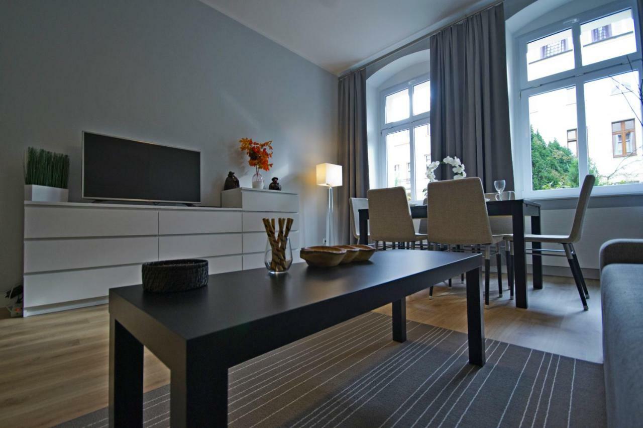 Apartament Paderewskiego 12M2 سفينويتشي المظهر الخارجي الصورة